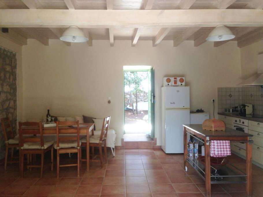 Spacious Villa With View 10 Mins Walk To The Beach Methoni  Zewnętrze zdjęcie